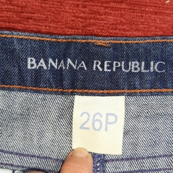 Banana‎ Republic Jean skirt - Picture 3 of 4